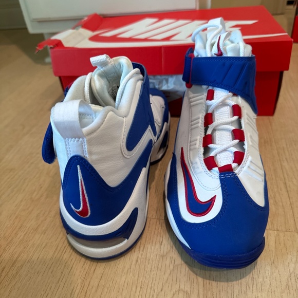 AIR GRIFFEY MAX 1 RED WHHITE AND BLUE - Picture 2 of 3